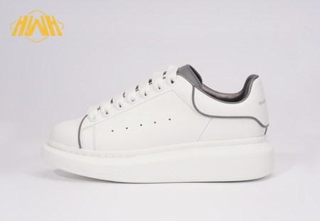 Alexander McQueen Oversized 3M white SIZE: 35-45