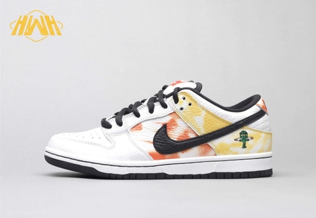 Nike SB Dunk Low Roswell Raygun Tie-Dye White 40-47.5