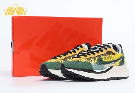 Nike Vaporwaffle x Sacai Tour Yellow Stadium Green 36-46