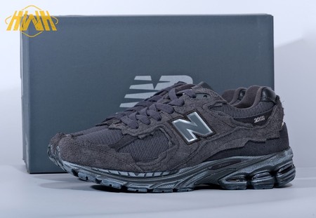 New Balance 2002R Refined Future 40-46.5
