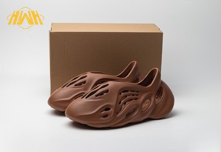 Adidas Yeezy Foam Runner Clay Red Size 36.5-48.5